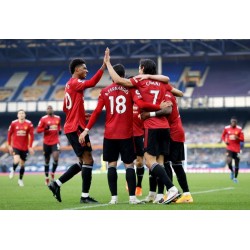 Edinson Cavani beklagt die Karriere von Marcus Rashford, einem Absolventen der Manchester United Academy